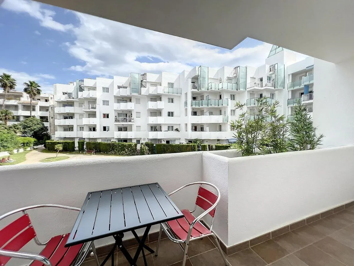 Royal Marine II 136 - Piso Con Piscina Comunitaria Apartment Empuriabrava Spain